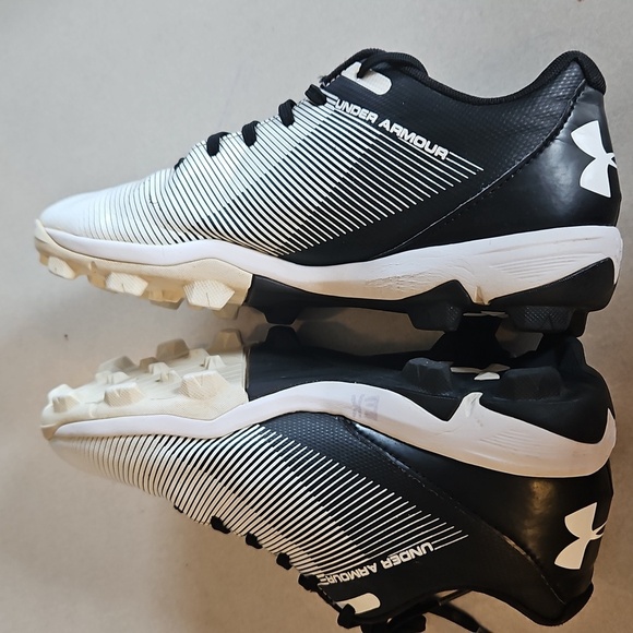 Under Armour Youth Baseball Cleats - Picture 7 of 13